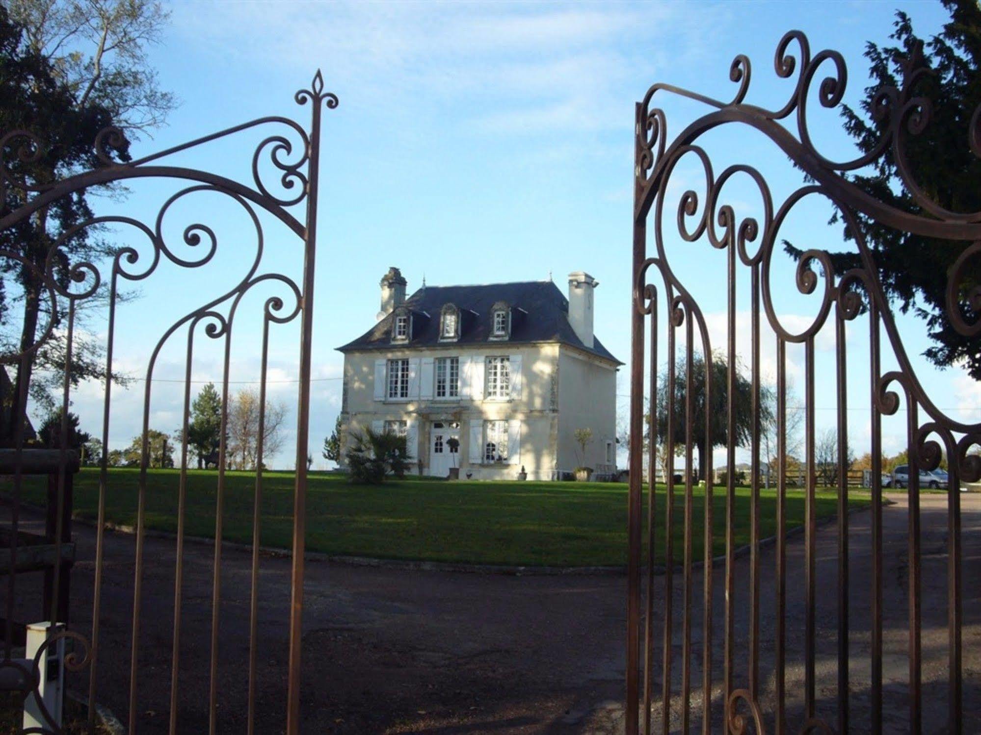 Hotel Domaine De La Mare Elan Périers-en-Auge Esterno foto